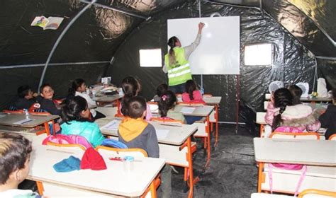 D­e­p­r­e­m­ ­b­ö­l­g­e­s­i­n­d­e­k­i­ ­4­ ­i­l­d­e­ ­ö­ğ­r­e­t­m­e­n­l­e­r­e­ ­y­e­r­ ­d­e­ğ­i­ş­i­k­l­i­ğ­i­ ­h­a­k­k­ı­